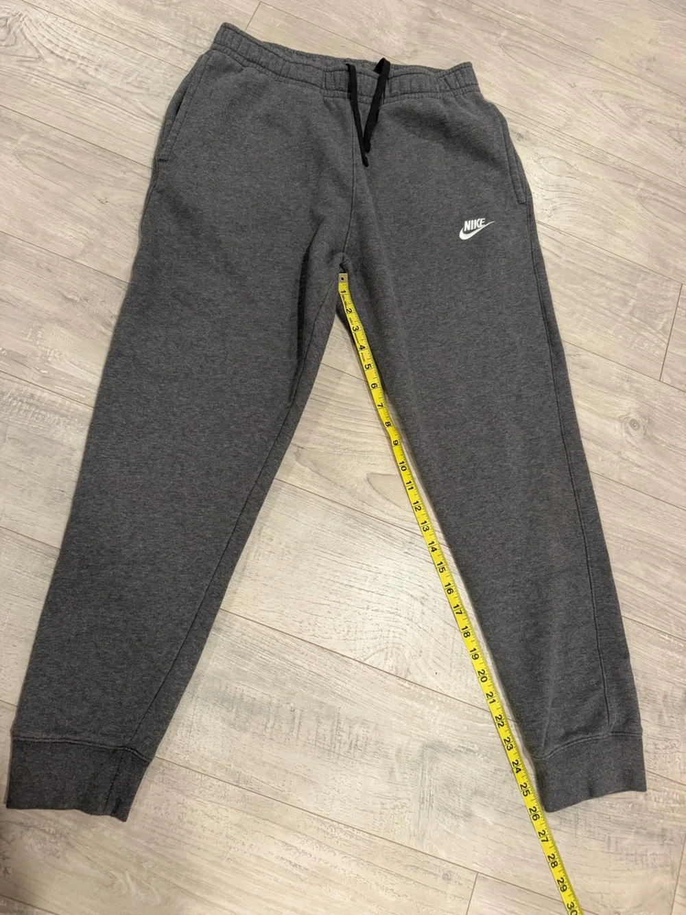 Nike Men’s Dark Gray Fleece Joggers M